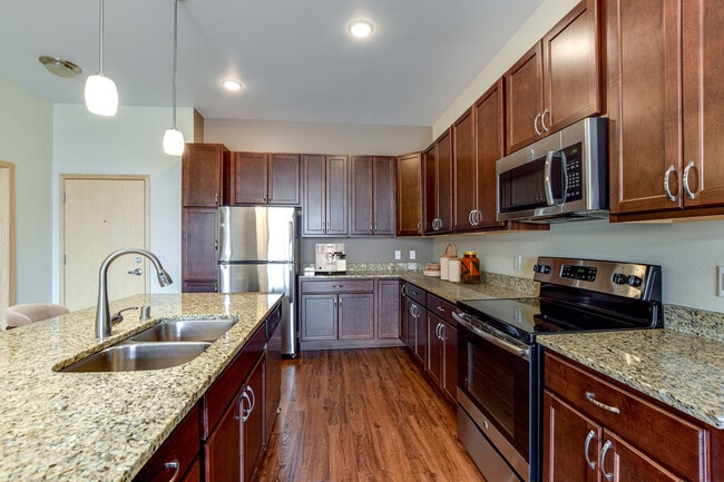 Kitchen - McKenzie Place Apartments