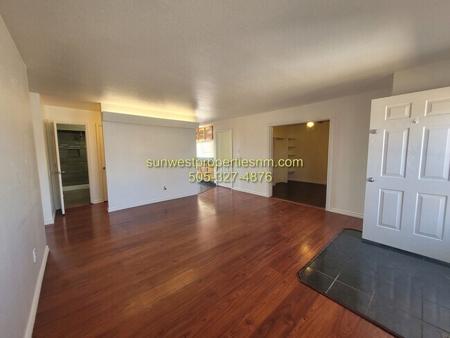 Foto del edificio - 4 Bedroom, 2.5 Bath Home for Rent