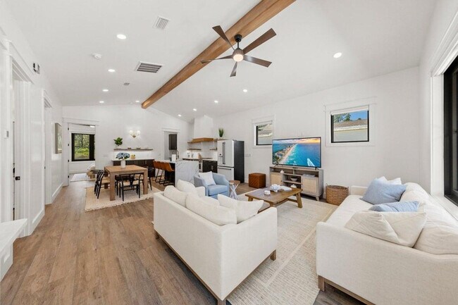 Foto del edificio - 783 Indian Woman Rd