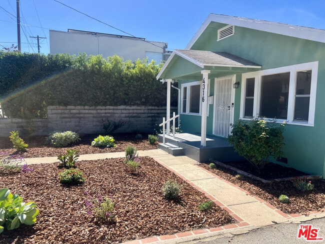 Building Photo - 4316 Perlita Ave