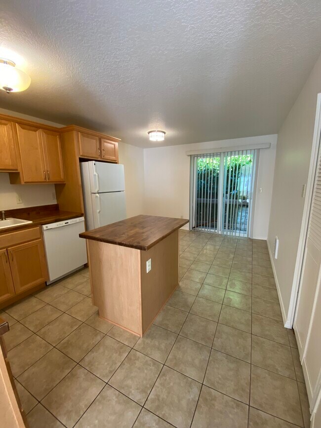 Foto del edificio - 2785 SW Troy St