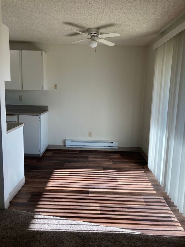 Foto del interior - r45a Laurel Court Apts.