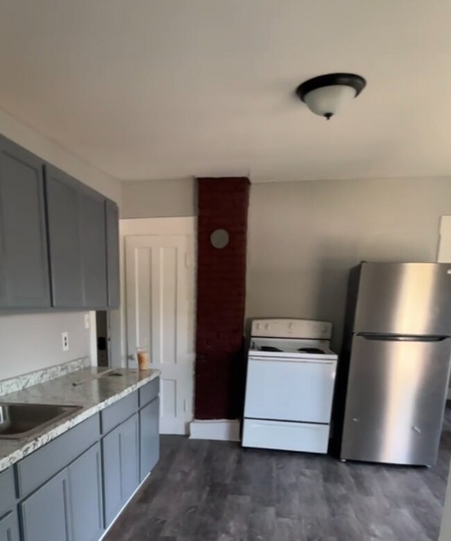 Foto del edificio - 37 Maple St