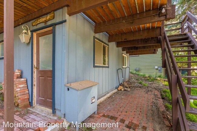 Foto del edificio - 3 br, 2 bath House - 887 Arrowhead Villa Rd