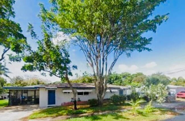 Photo - 721-723 NE 12th Ave House