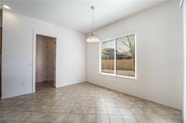 Foto del edificio - 2049 Powder Springs St