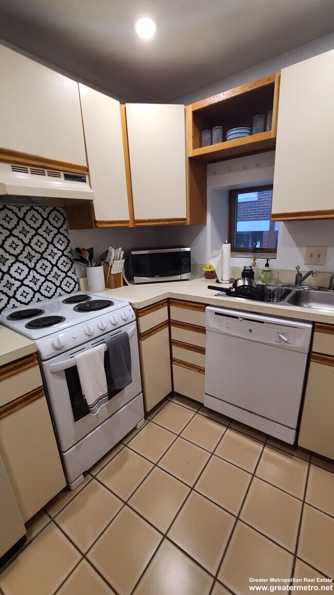 Foto del edificio - 183 Endicott St