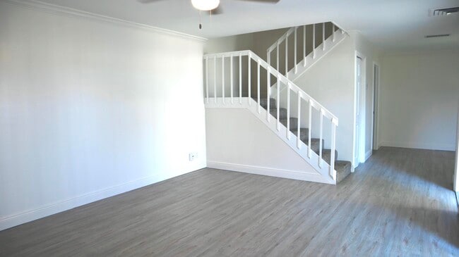 Building Photo - 194 Lake Arbor Dr