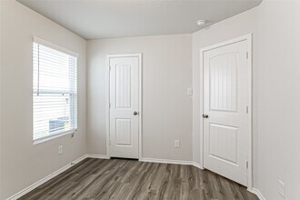 Building Photo - 25726 Hazy Elm Ln