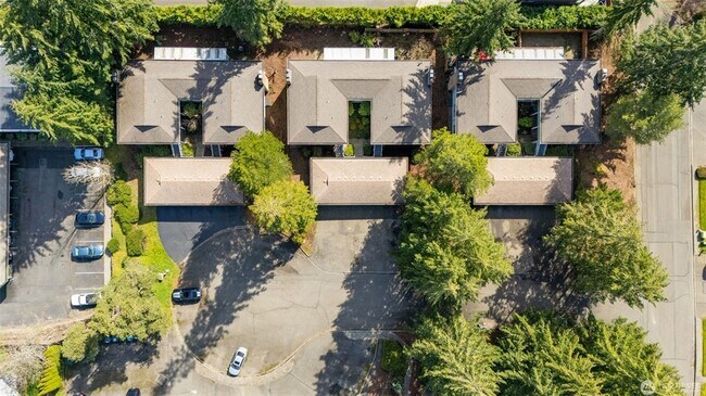 Foto del edificio - 1461 Rainier Court