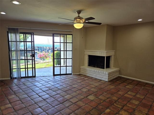 Building Photo - 428 Yacht Club Dr