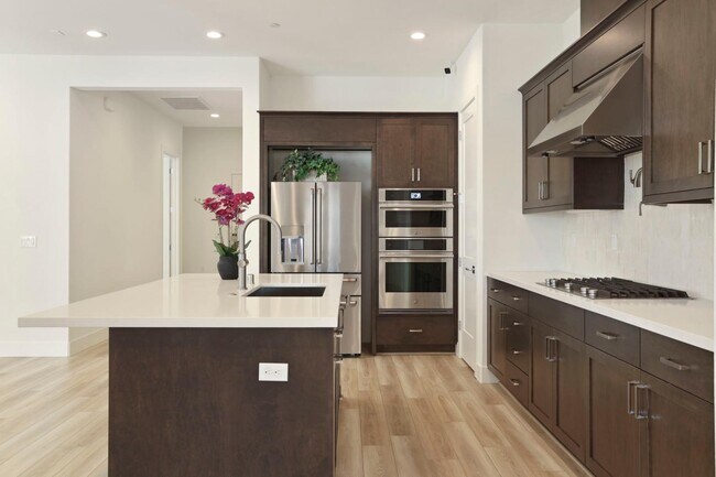 Foto del edificio - 1839 Snowflower Pl