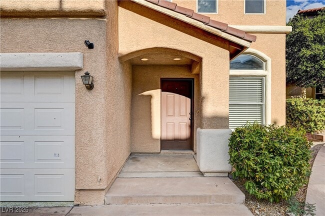 Building Photo - 10425 MIHELA Ave