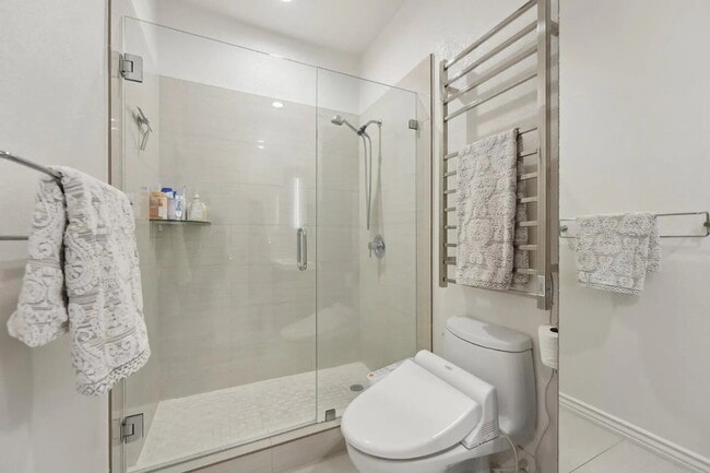 Building Photo - "Chic 1-Bed Oasis with Movie Room & Pool i...
