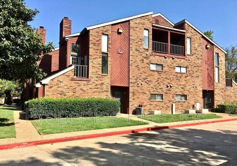 6737 S Peoria Ave Unit 205 B, Tulsa, OK 74136 Condo for Rent in