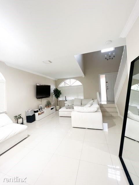 Foto del edificio - 3 br, 2.5 bath House - 8785 NW 6th St
