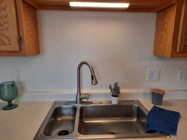 Foto del edificio - 3026 N Prospect St