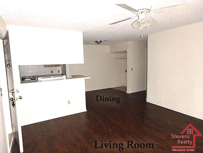 Foto del edificio - 430 Oriole Dr