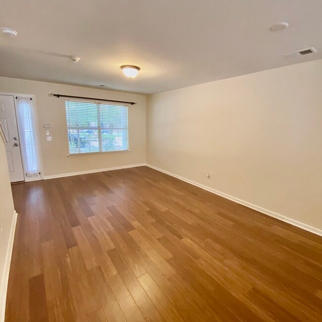 Building Photo - 223 Station Mill Blvd