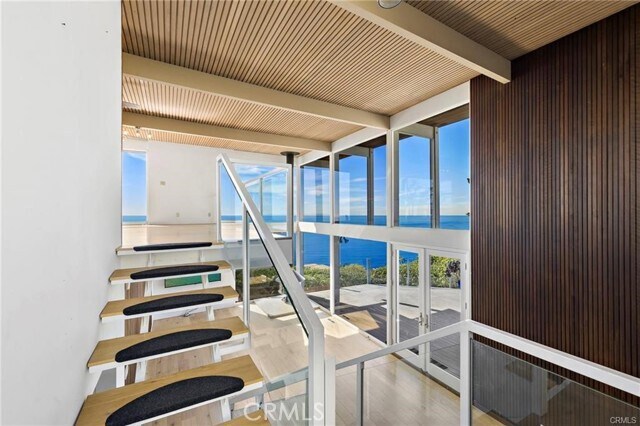 Building Photo - 599 Alta Vista Way