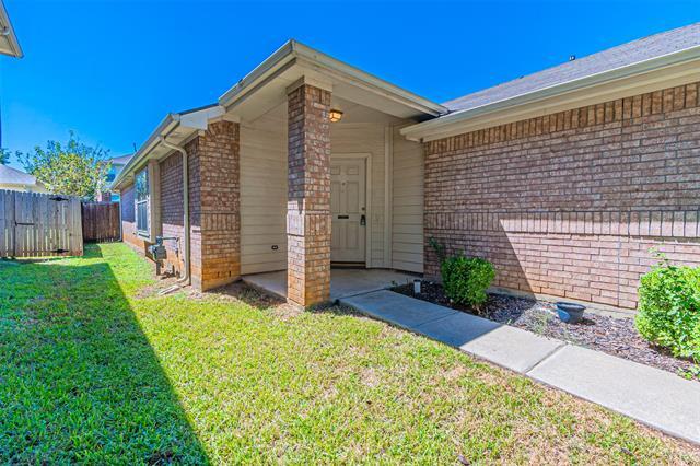 Foto del edificio - 2704 Mountain Lion Dr