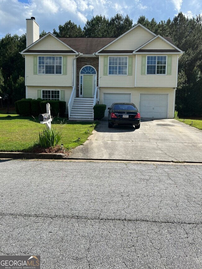 Foto del edificio - 506 Rosewood Cir