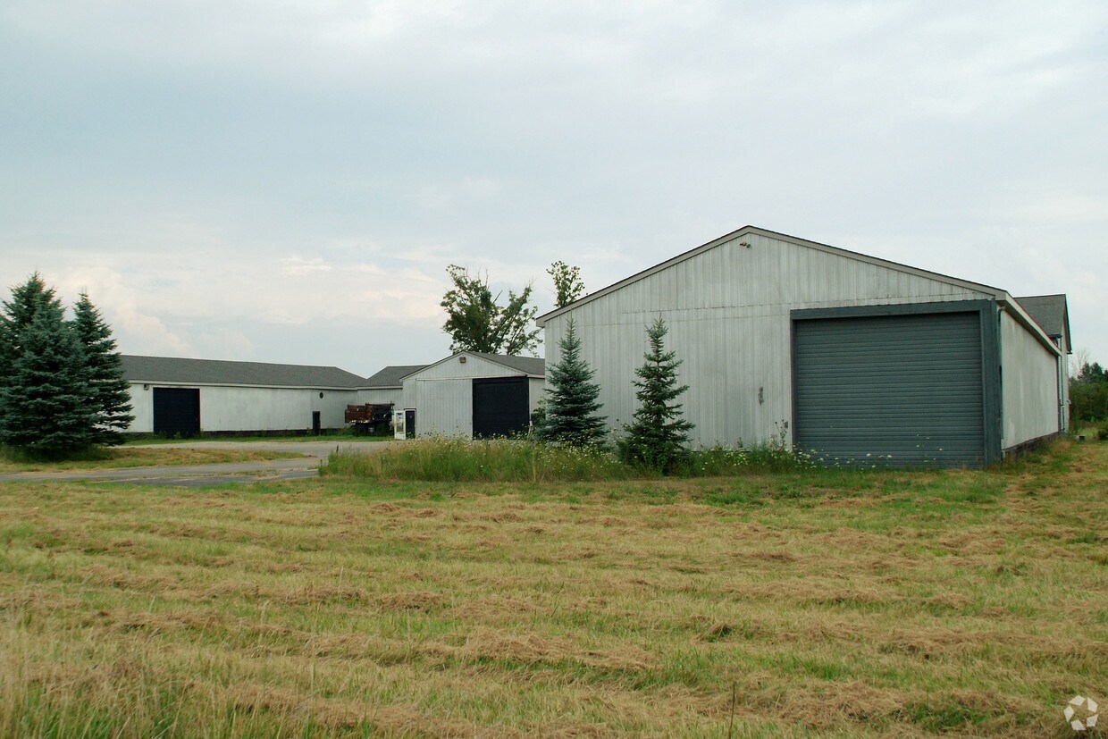 21900 29 Mile Rd, Ray Township, MI 48096 Apartments Ray Township, MI