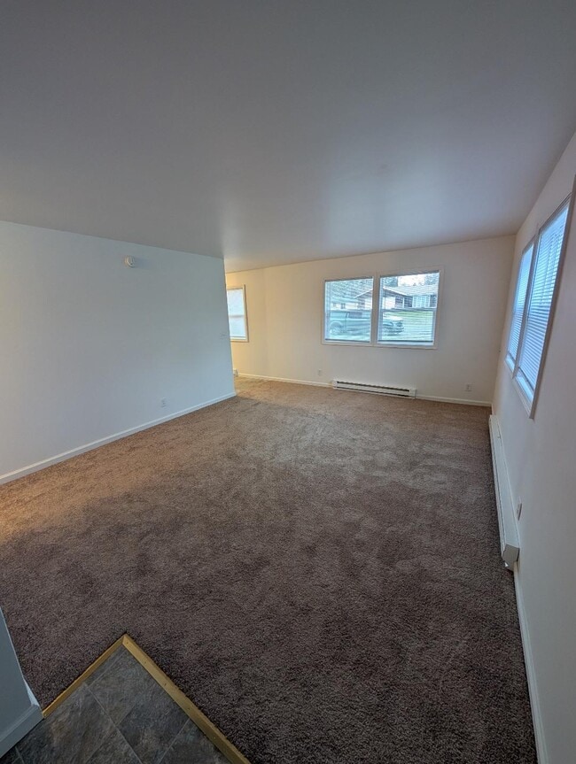 Building Photo - 9015 Midway Dr