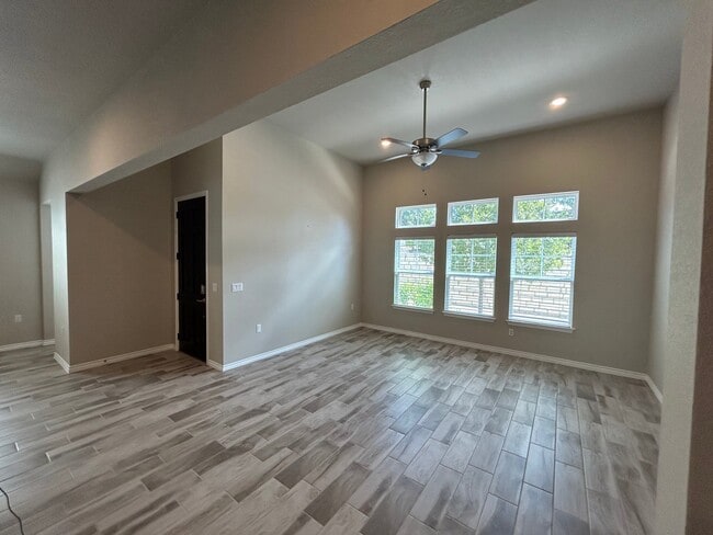 Building Photo - 108 Lafitte Dr