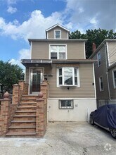 Building Photo - 436 Taylor Ave