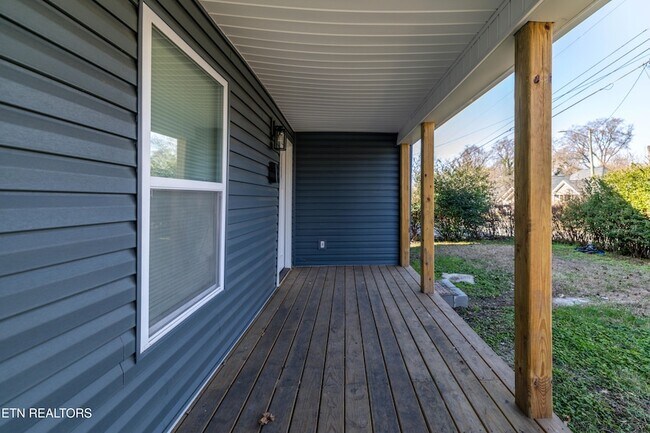 Foto del edificio - 1422 Beaumont Ave