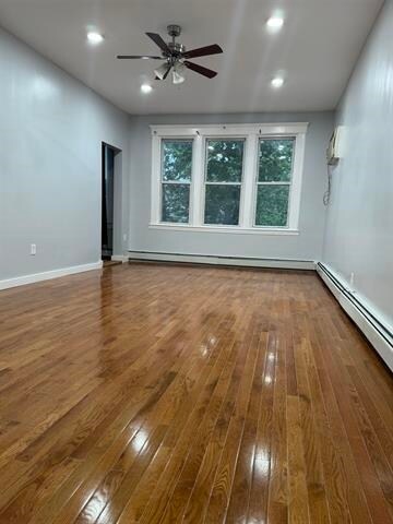 Foto del edificio - 804 John F. Kennedy Blvd