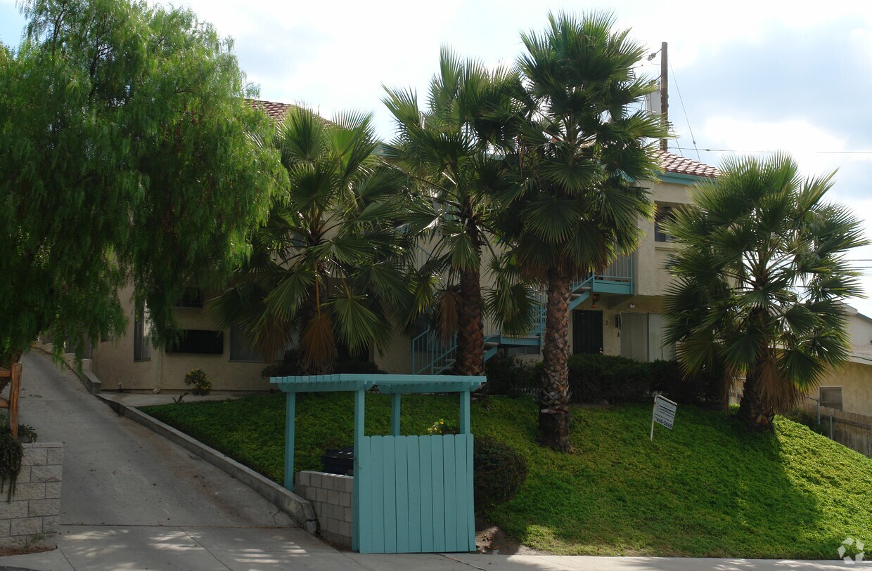 Building Photo - 3939 N Bonita St