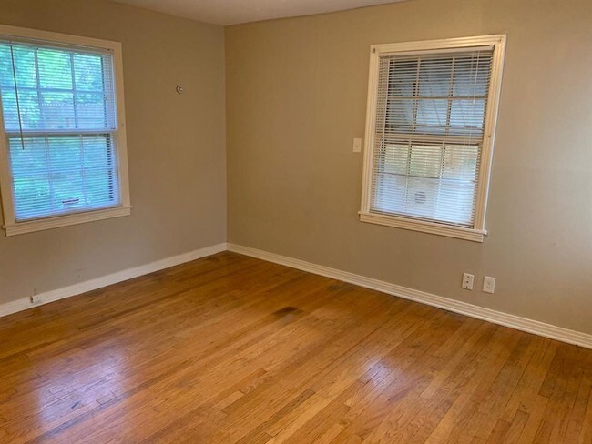 Foto del edificio - 4803 Marietta Ln