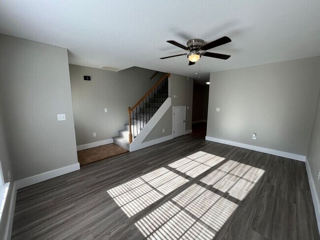 Foto del edificio - 110 Brown Estates Dr