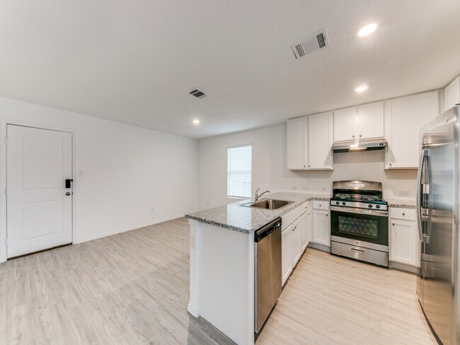 Foto del edificio - Converse, TX - House - $1,795.00 Available...