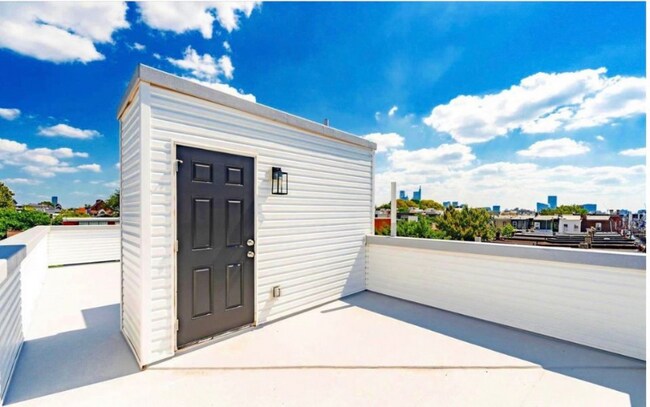 Building Photo - 1641 N Newkirk St