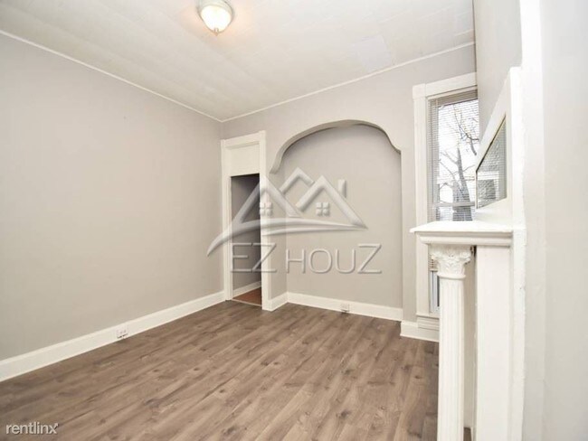 Building Photo - 3 br, 1 bath House - 808 Appleton Street