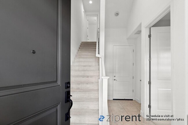 Foto del edificio - 5506 Esprit Way