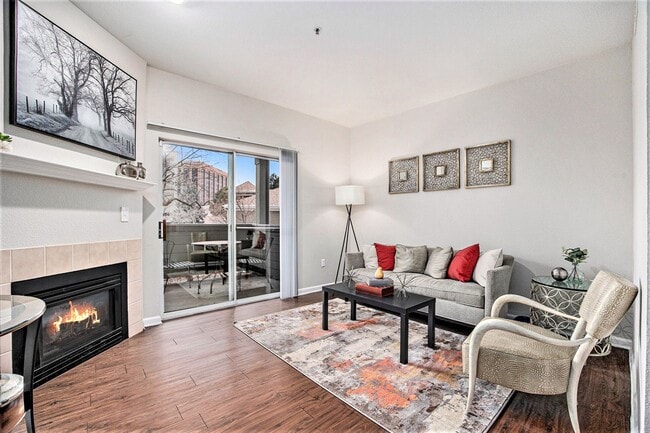 Double Sided Fireplaces * - Waterford Cherry Creek