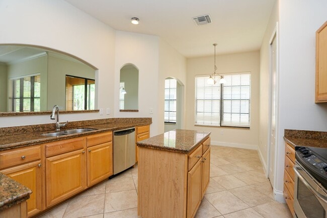 Building Photo - ***NEW PHOTOS UPLOADED***BRAND NEW LVP FLO...