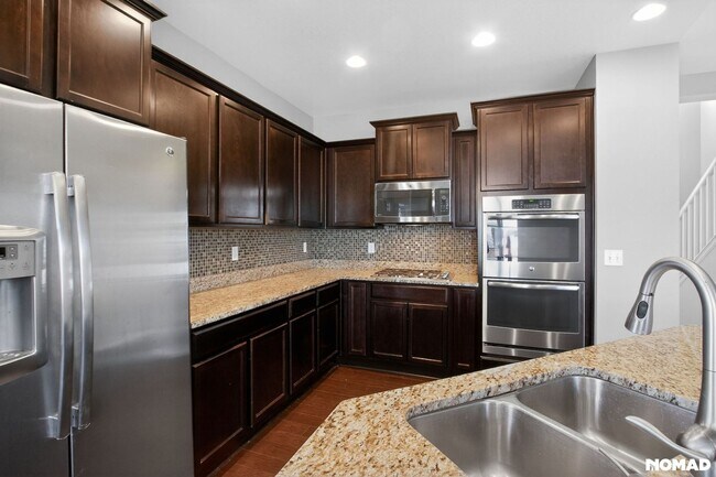 Foto del edificio - 481 N Jackson Gap Way