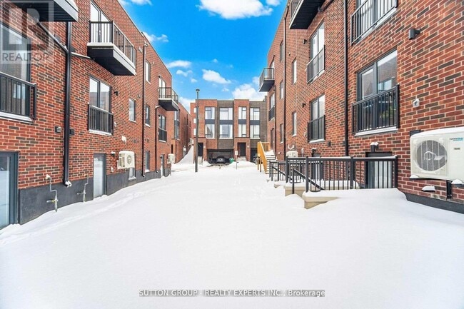 Building Photo - 5 Taylor Ct