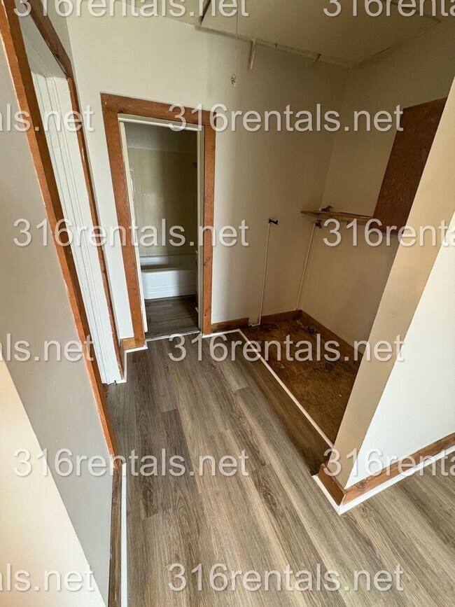 Foto del edificio - 795 - 2 bed 1 bath - Single Family Home