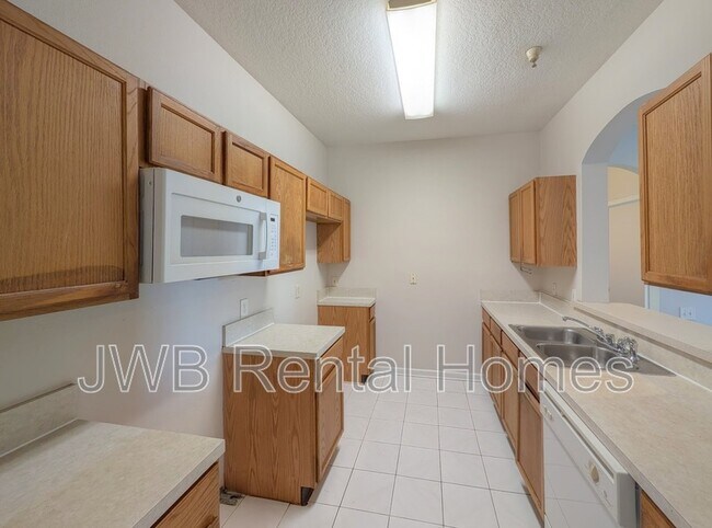 Foto del edificio - 10550 Baymeadows Rd