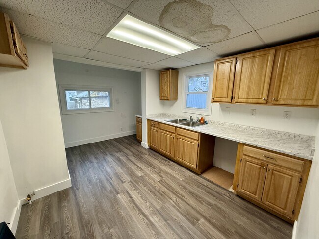 Foto del edificio - 846 Lee Dr