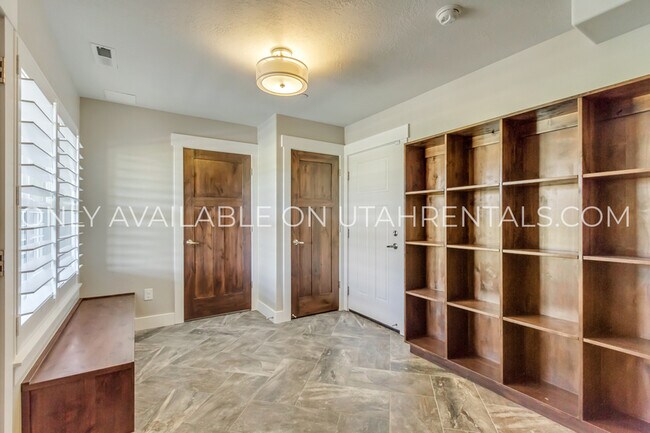 Foto del edificio - 1353 Fiddich Glen Ln