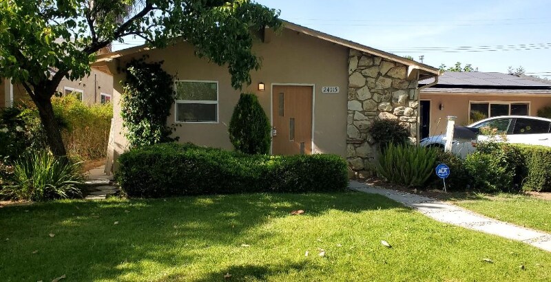 Primary Photo - 24113 Archwood St