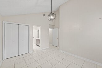 Building Photo - 6627 Misty Dale Dr