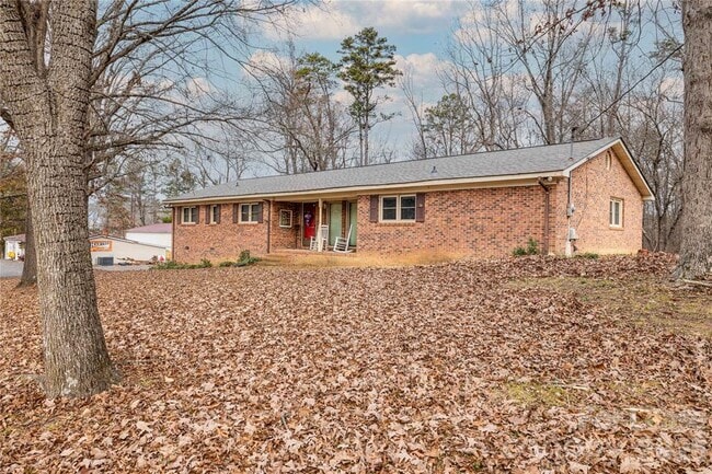 Building Photo - 24752 Kates Dr